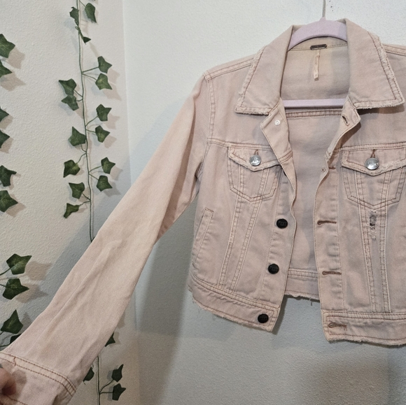 Free People Light Pink Jean Jacket - Picture 4 of 13